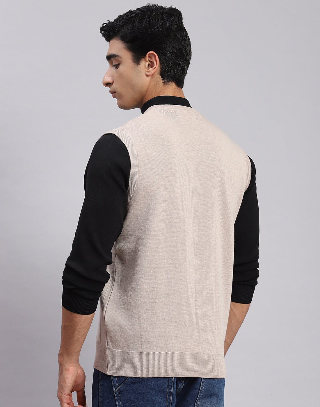 Men Beige Solid V Neck Sleeveless Sweater