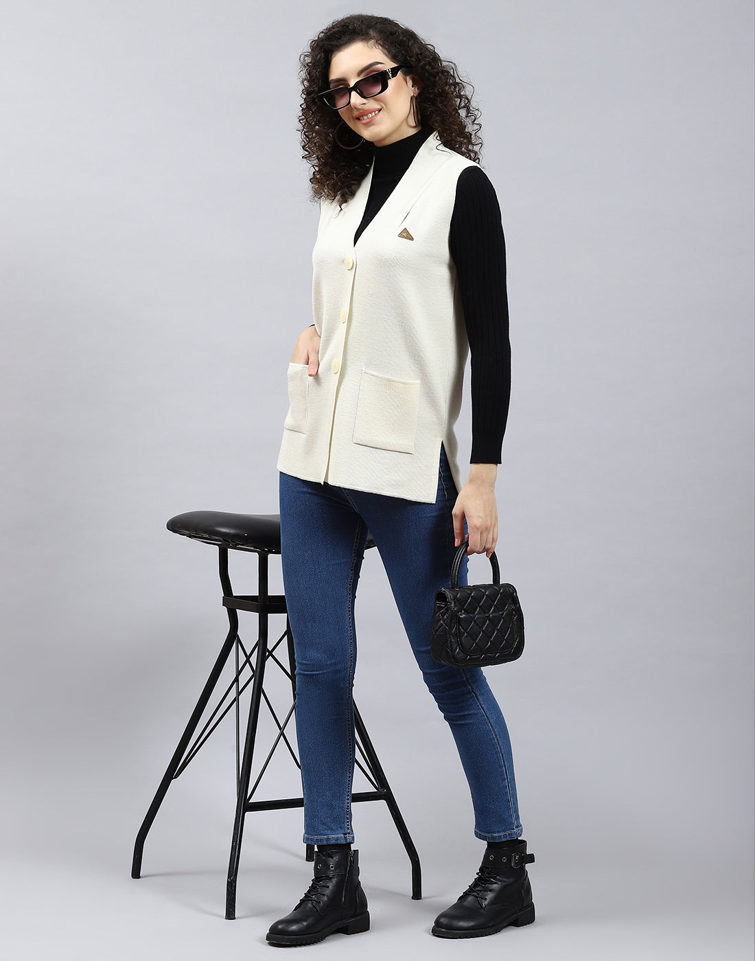 Women Off White Solid V Neck Sleeveless Cardigan