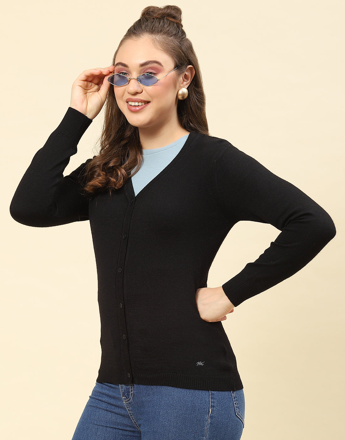 Women Black Solid V Neck Full Sleeve Cardigan