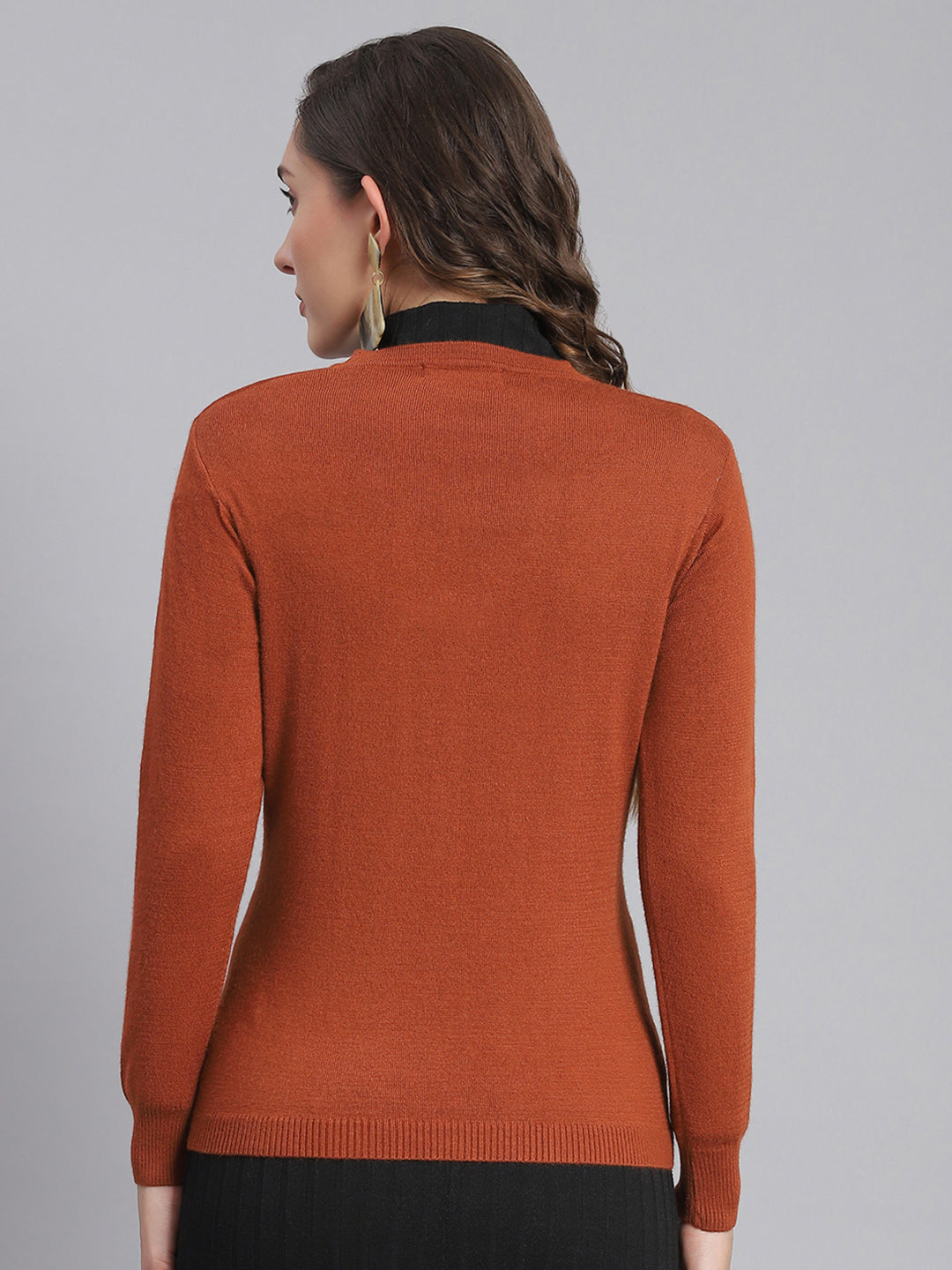 Women Rust Solid V Neck Full Sleeve Cardigan