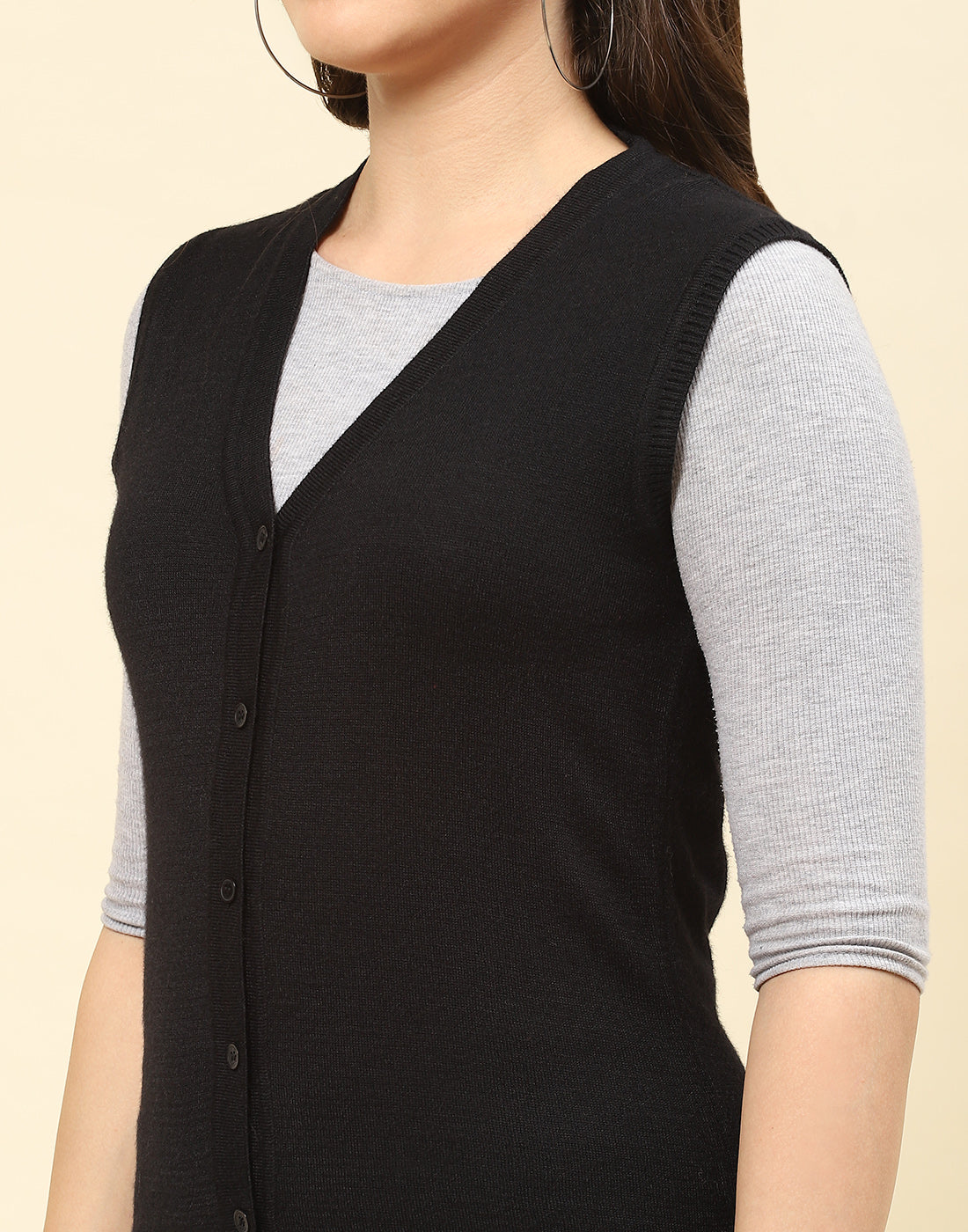 Women Black Solid V Neck Sleeveless Cardigan