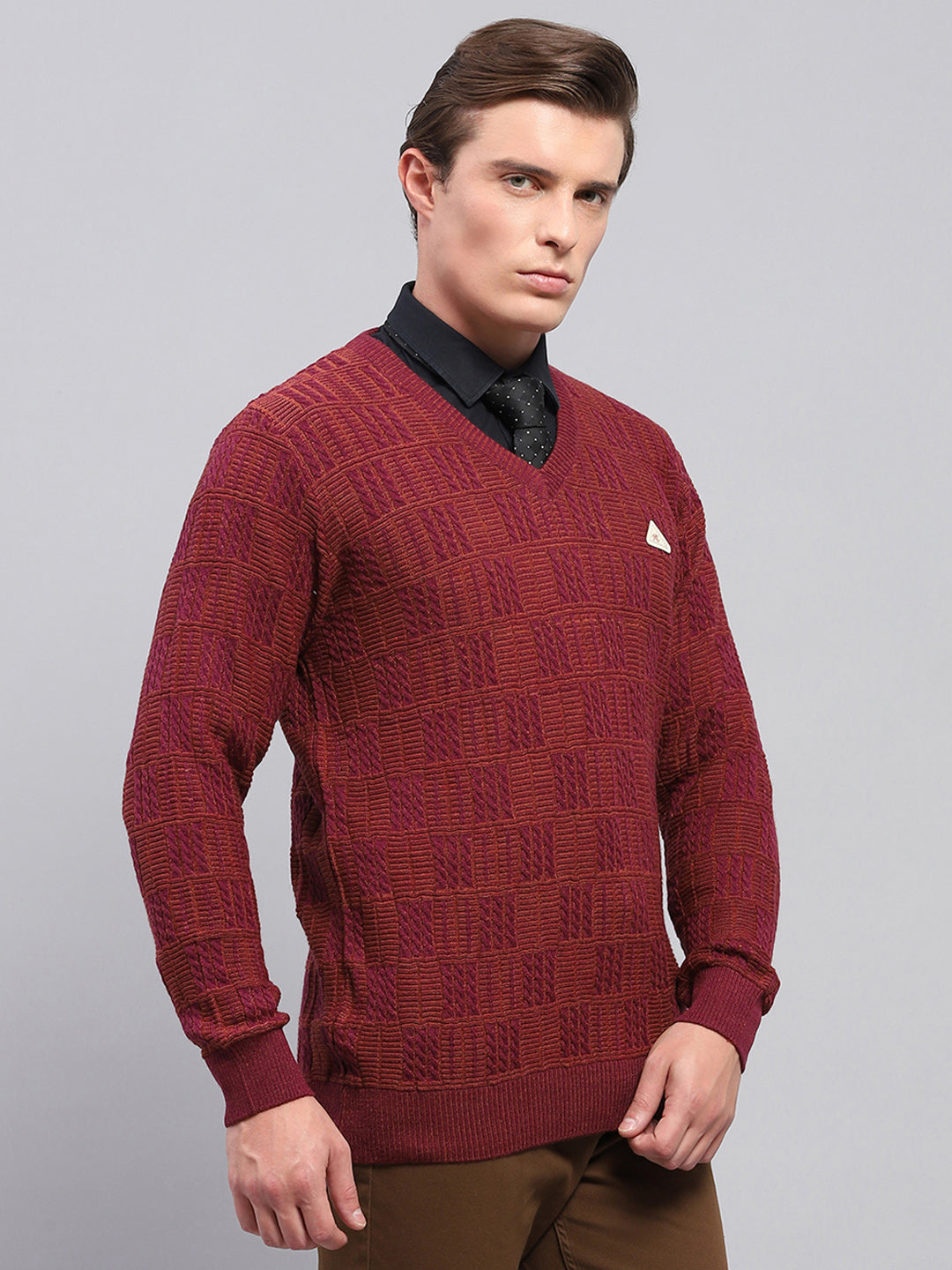 Men Maroon Self Design V Neck Full Sleeve Pullover