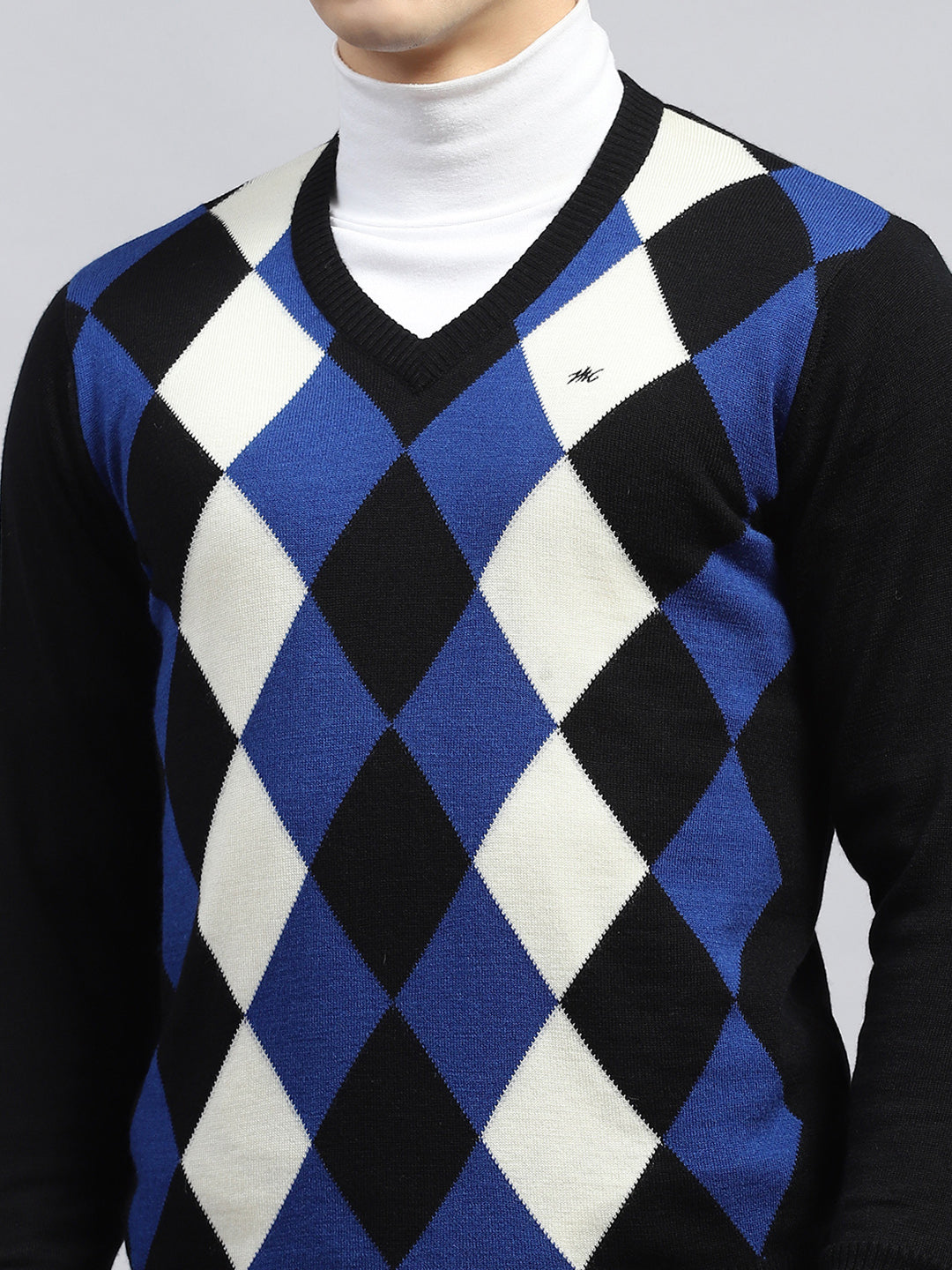 Men Black Geometric V Neck Full Sleeve Pullover