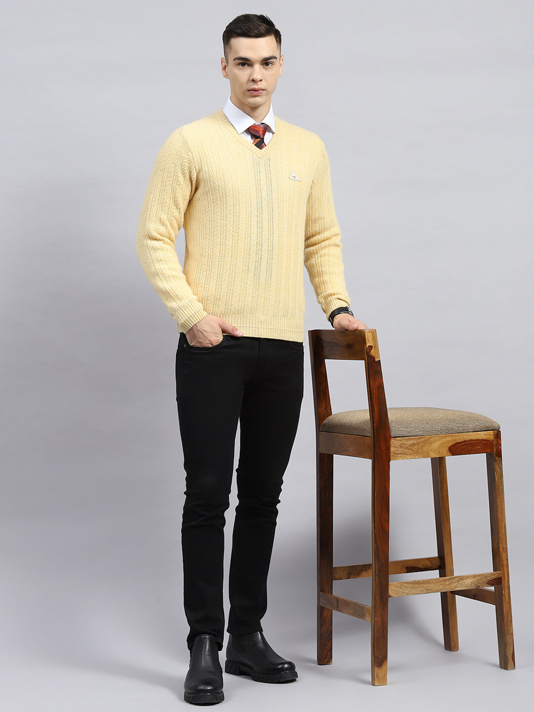 Men Beige Self Design V Neck Full Sleeve Pullover