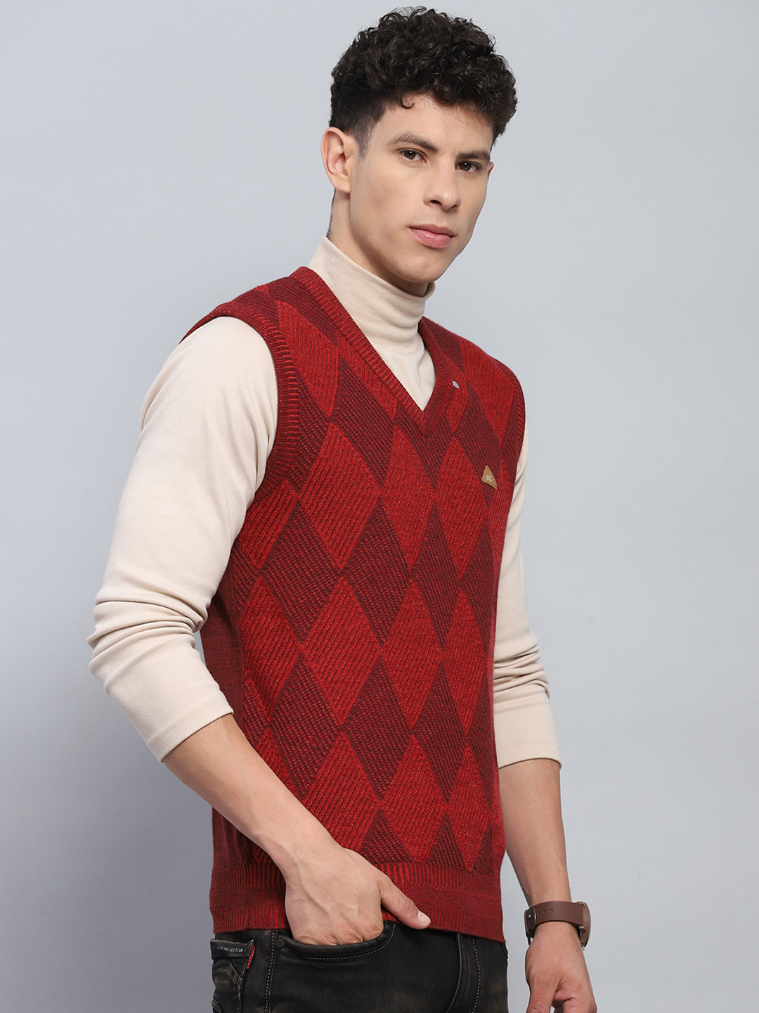 Men Maroon Self Design V Neck Sleeveless Sweater