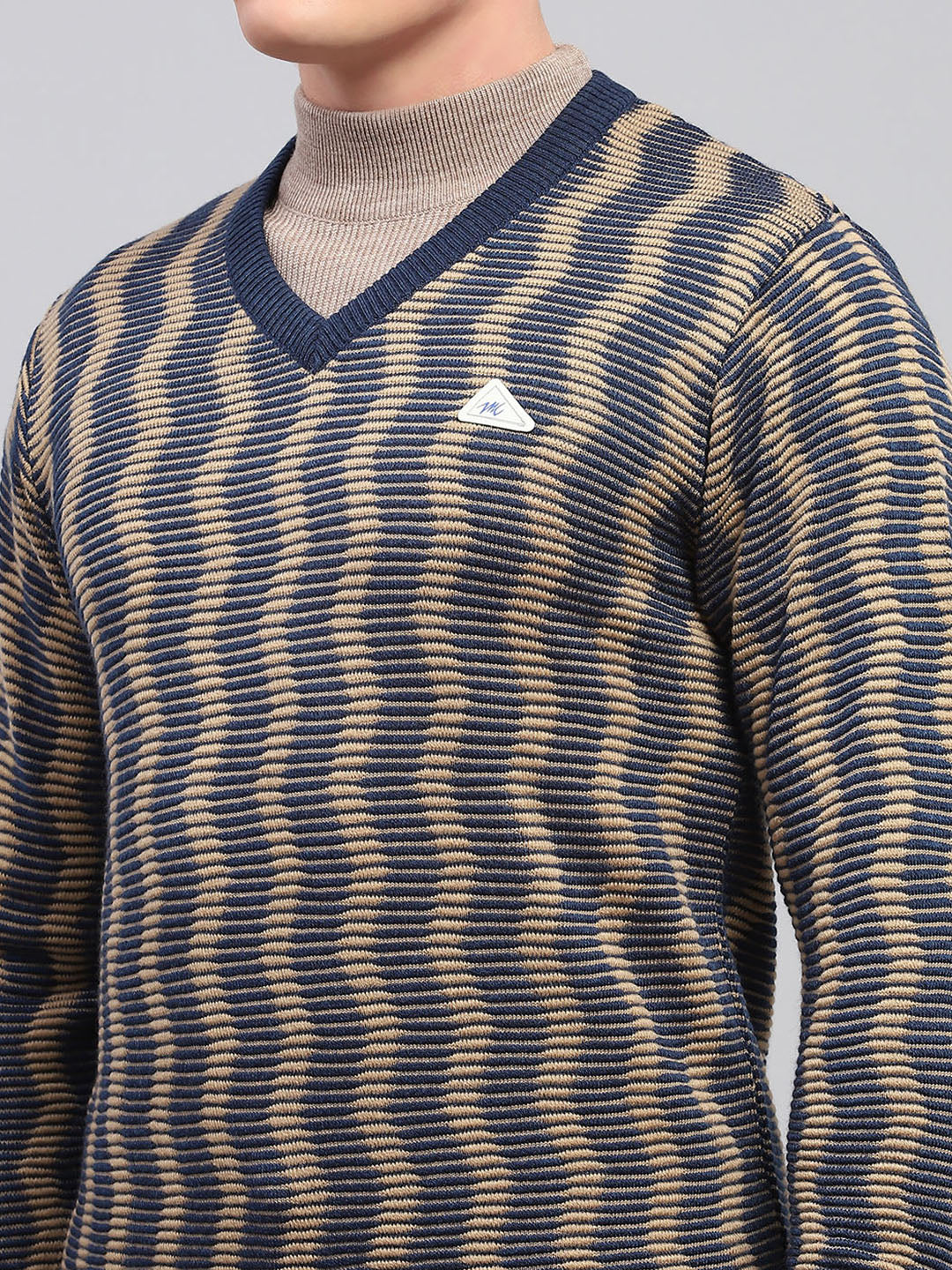 Men Navy Blue & Beige Self Design V Neck Full Sleeve Pullover