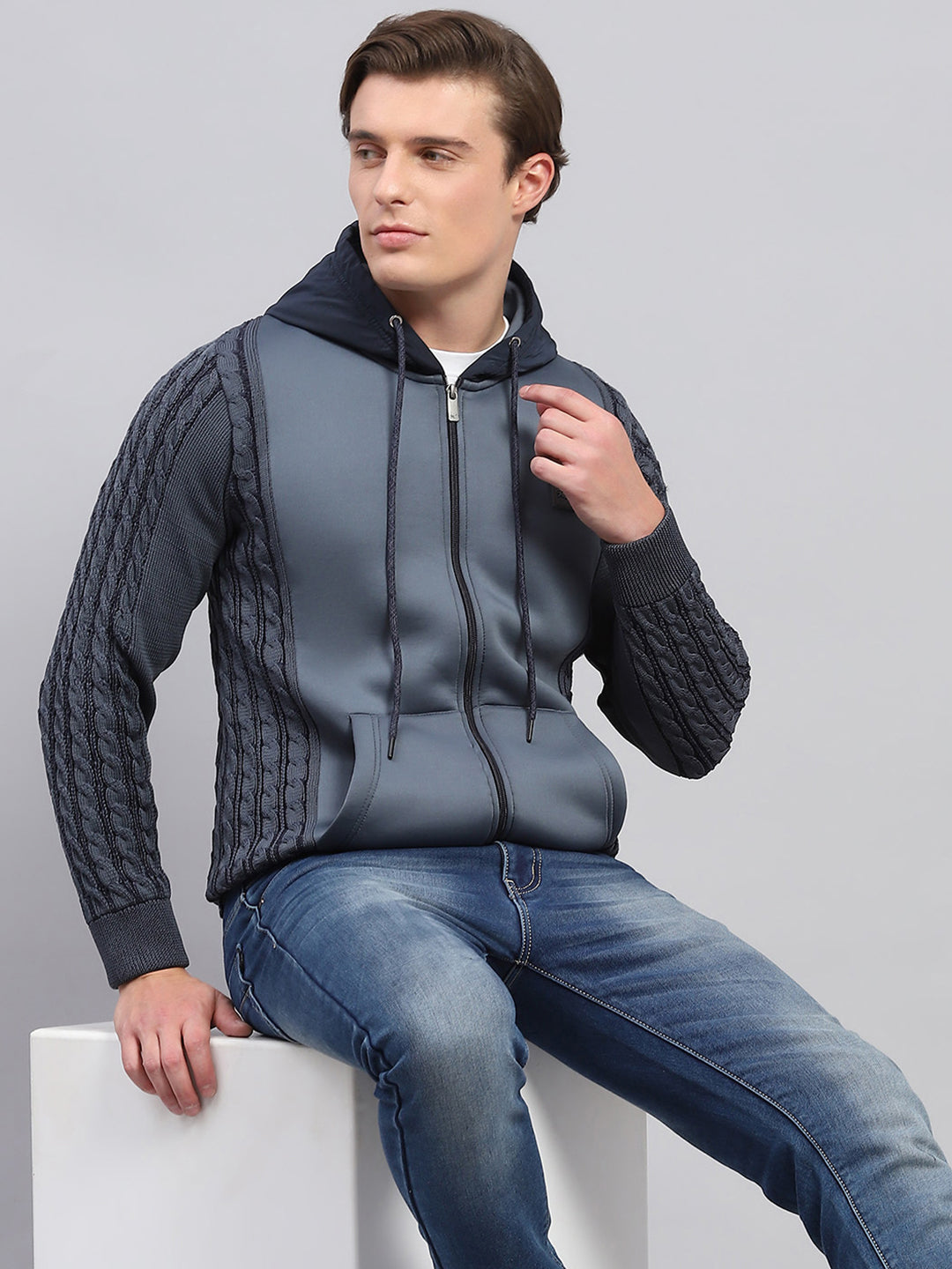 Men Grey Solid Hooded Full Sleeve Pullover