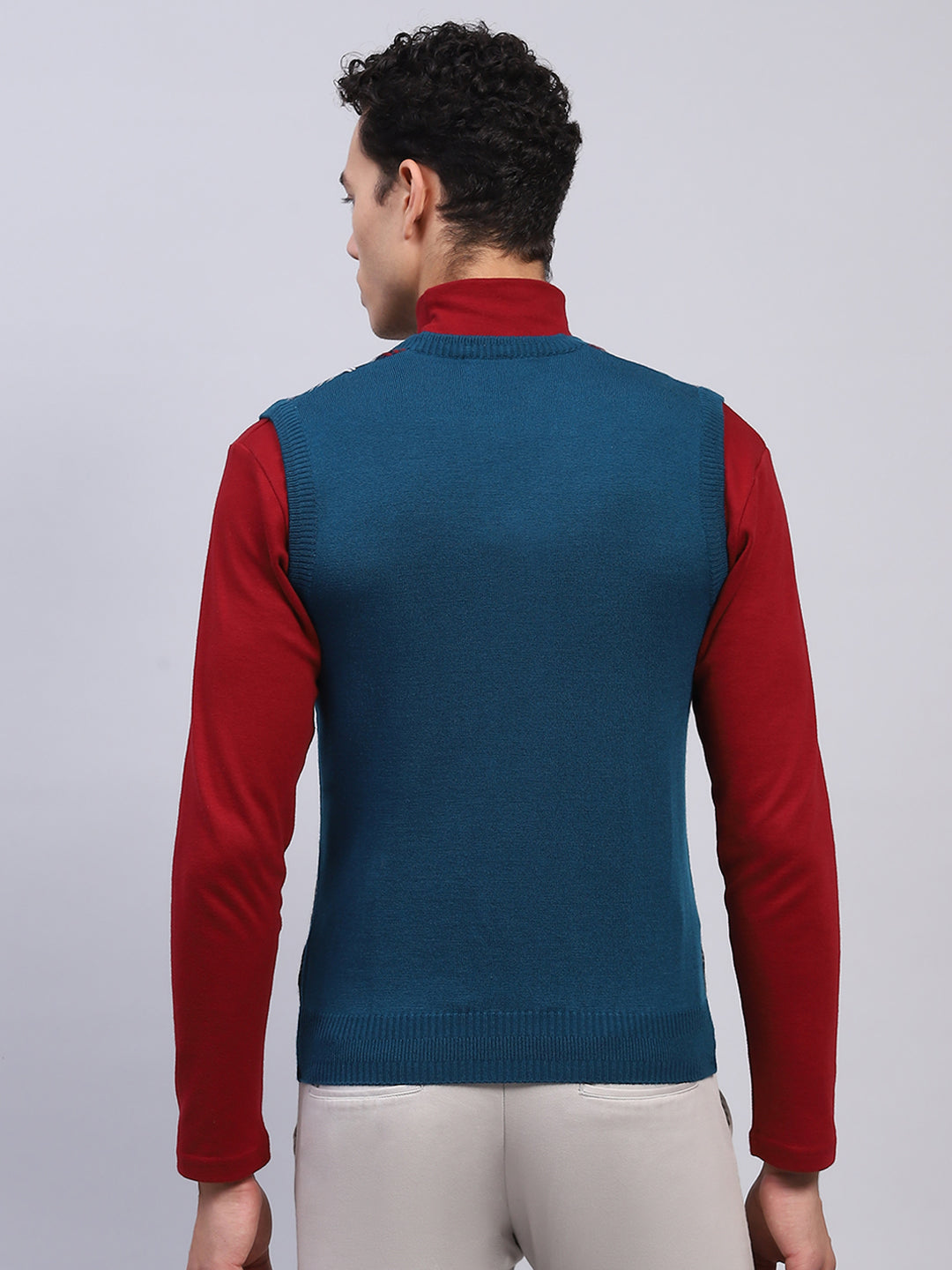 Men Teal Blue Self Design V Neck Sleeveless Sweater