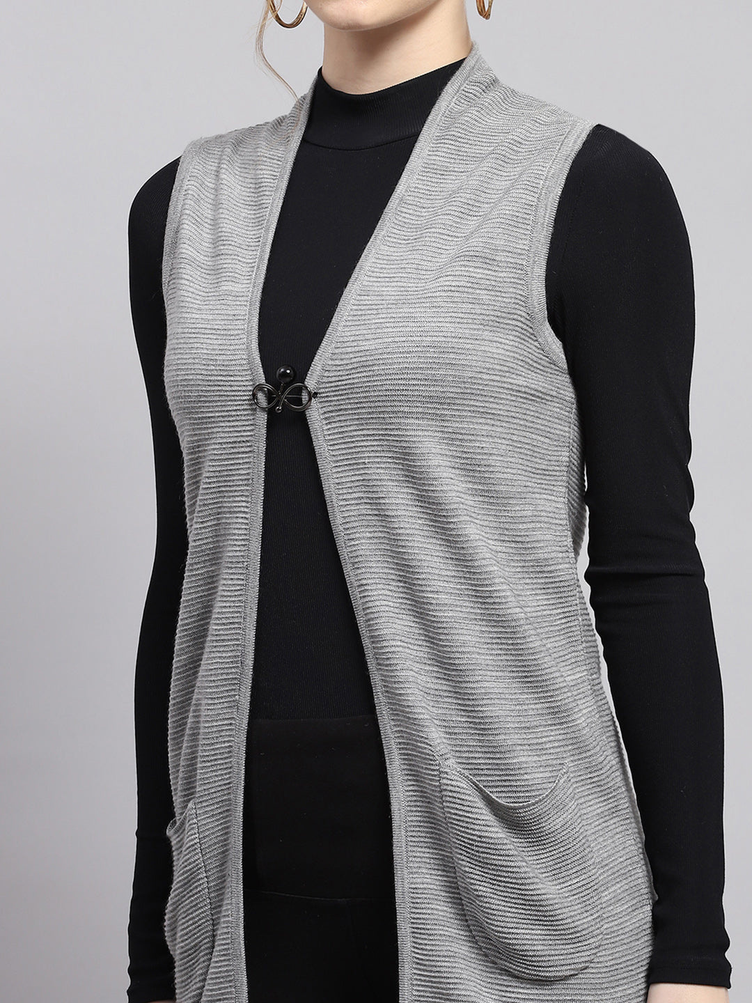 Women Grey Self Design Front Open Sleeveless Cardigan