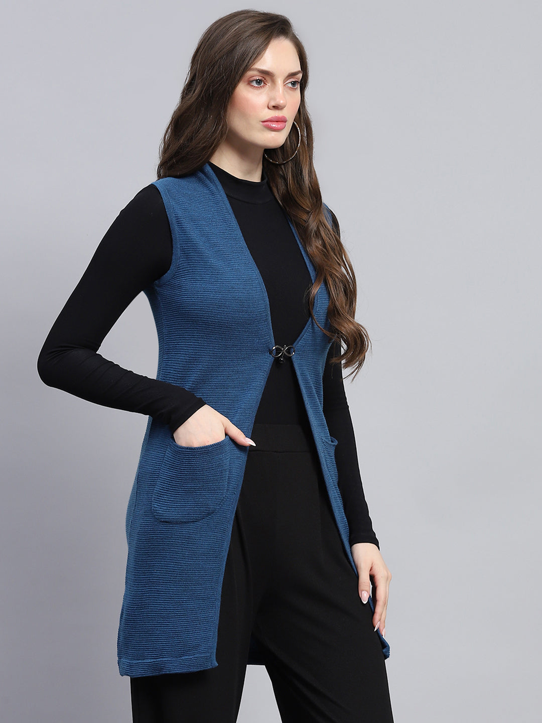 Women Blue Self Design V Neck Sleeveless Cardigan