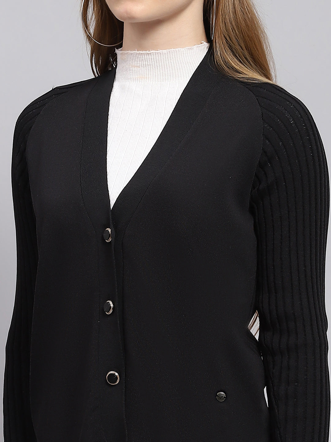 Women Black Solid V Neck Full Sleeve Cardigan