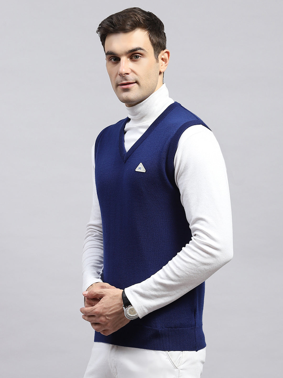 Men Blue Solid V Neck Sleeveless Sweater