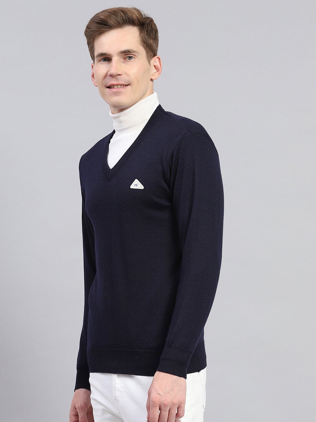 Men Navy Blue Solid V Neck Full Sleeve Pullover