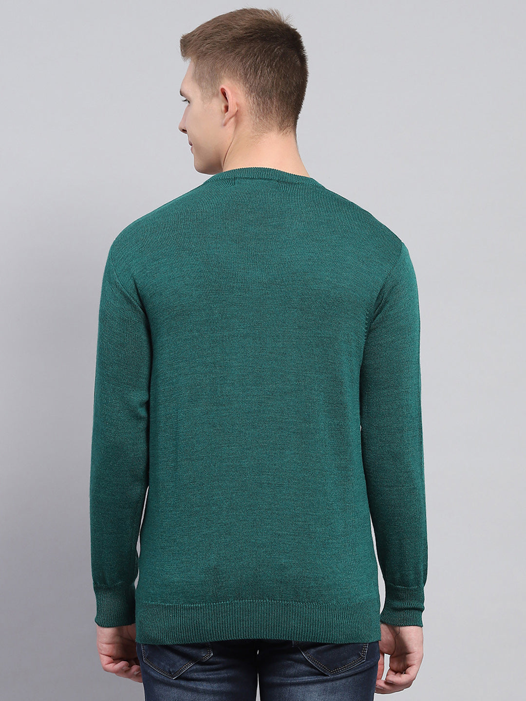 Men Green Solid V Neck Full Sleeve Pullover