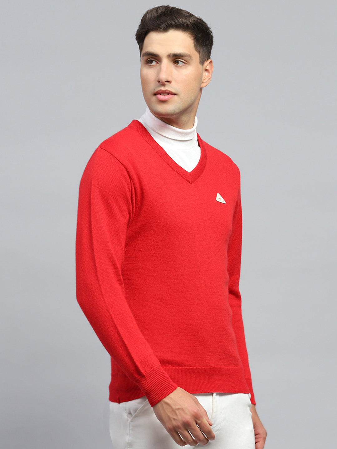 Men Red Solid V Neck Full Sleeve Pullover