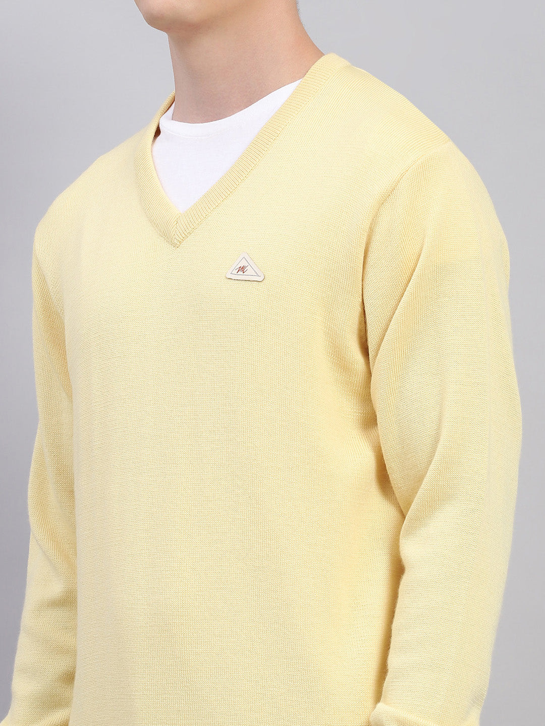 Men Yellow Solid V Neck Full Sleeve Pullover