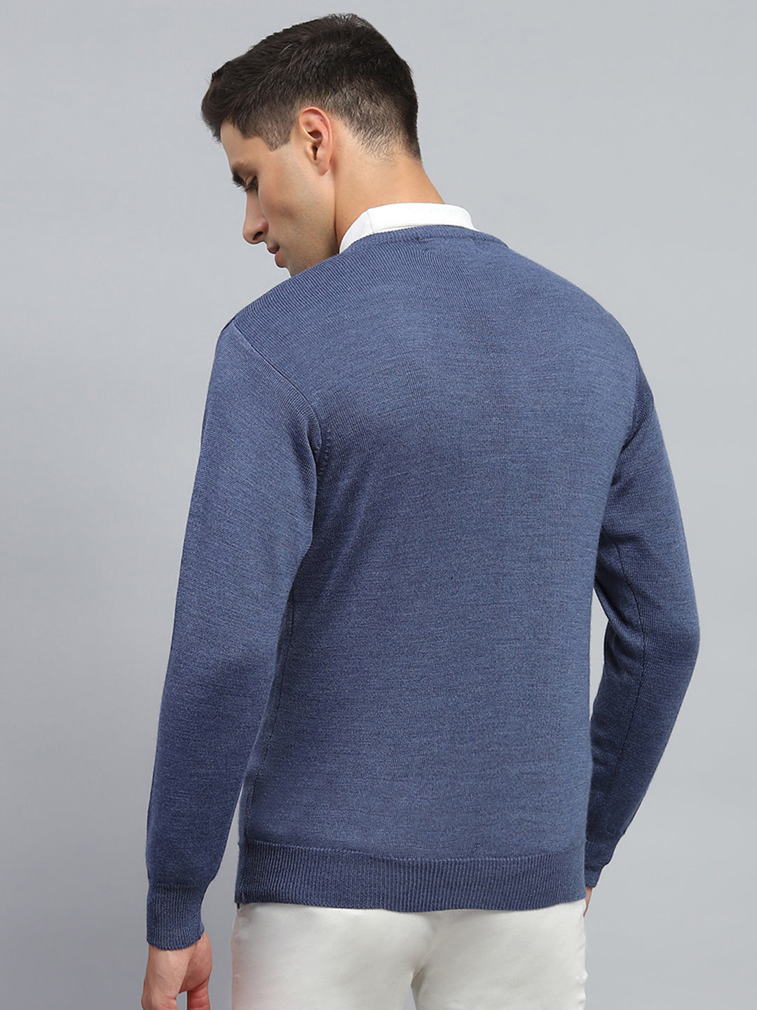 Men Blue Solid V Neck Full Sleeve Pullover