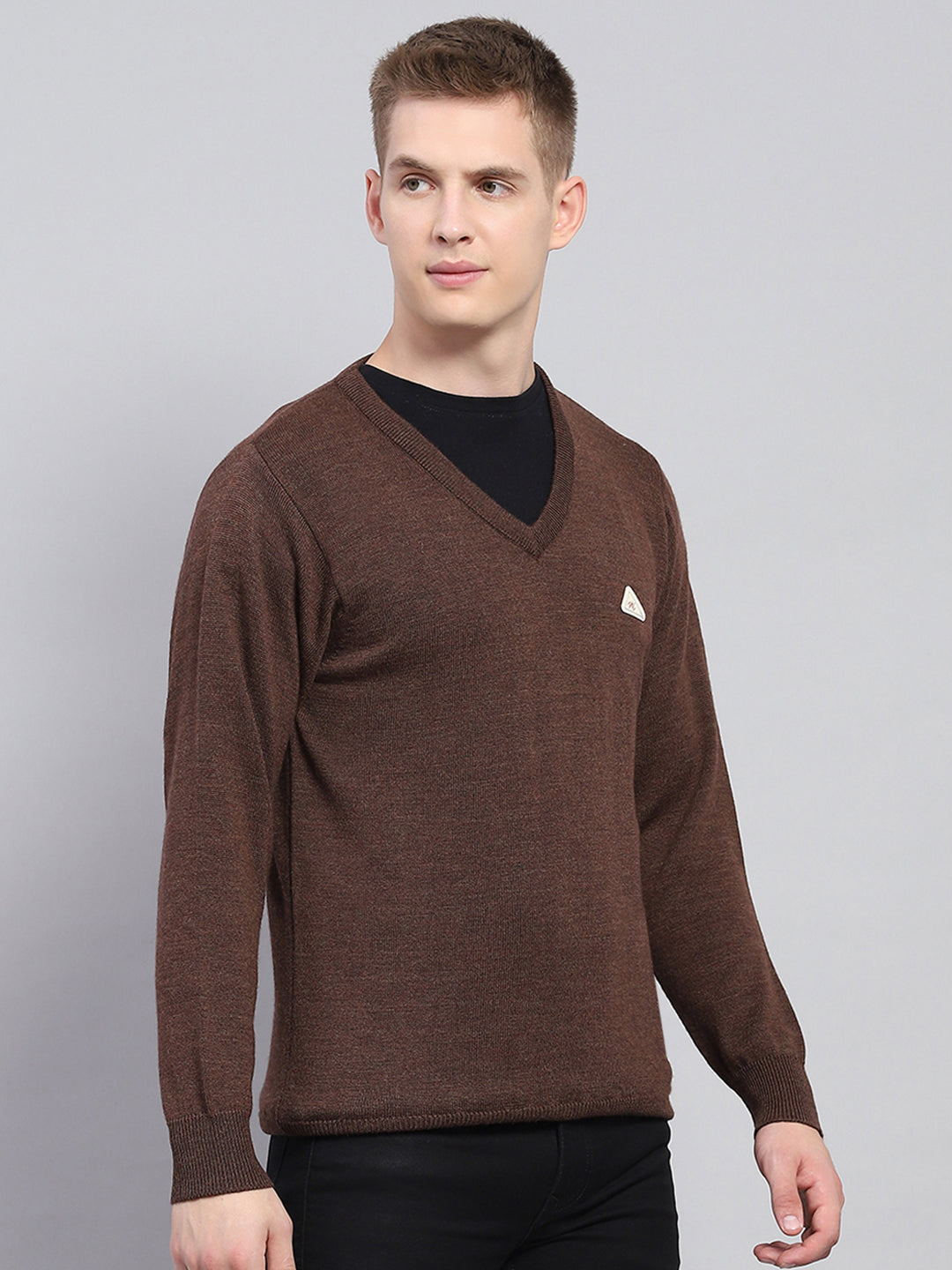 Men Brown Solid V Neck Full Sleeve Pullover