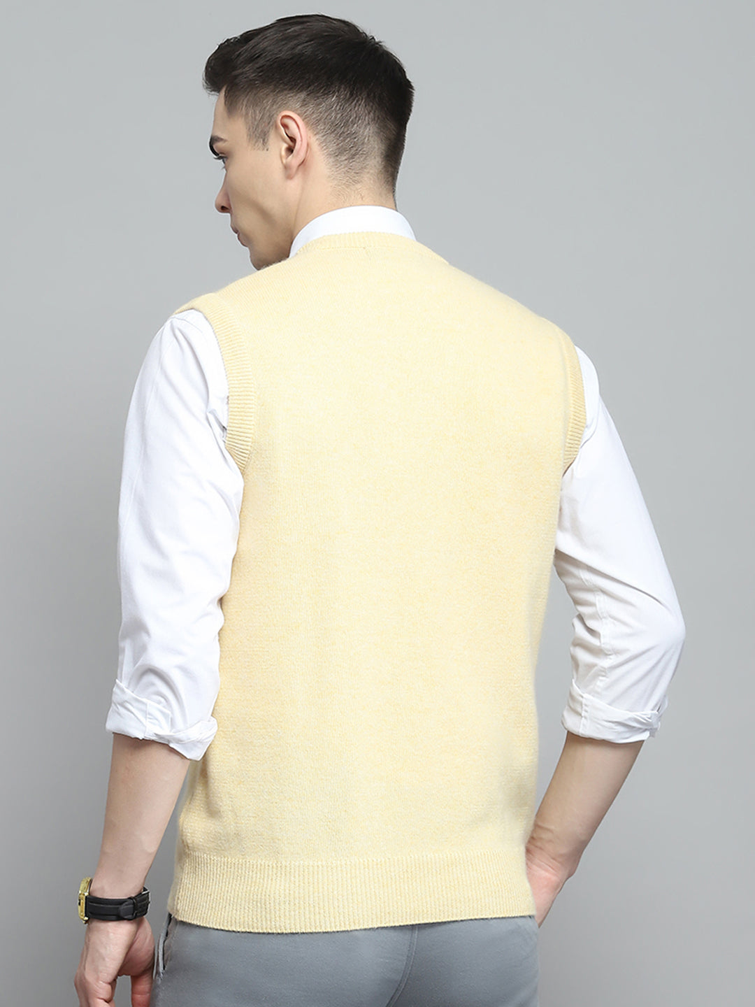 Men Yellow Solid V Neck Sleeveless Sweater