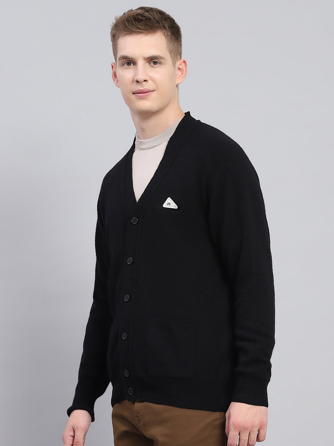 Men Black Solid V Neck Full Sleeve Cardigan