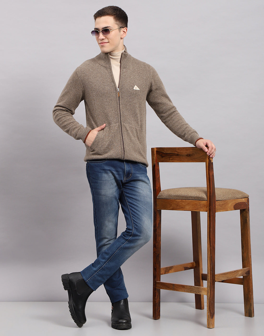 Men Brown Solid Mock Neck Full Sleeve Pullover