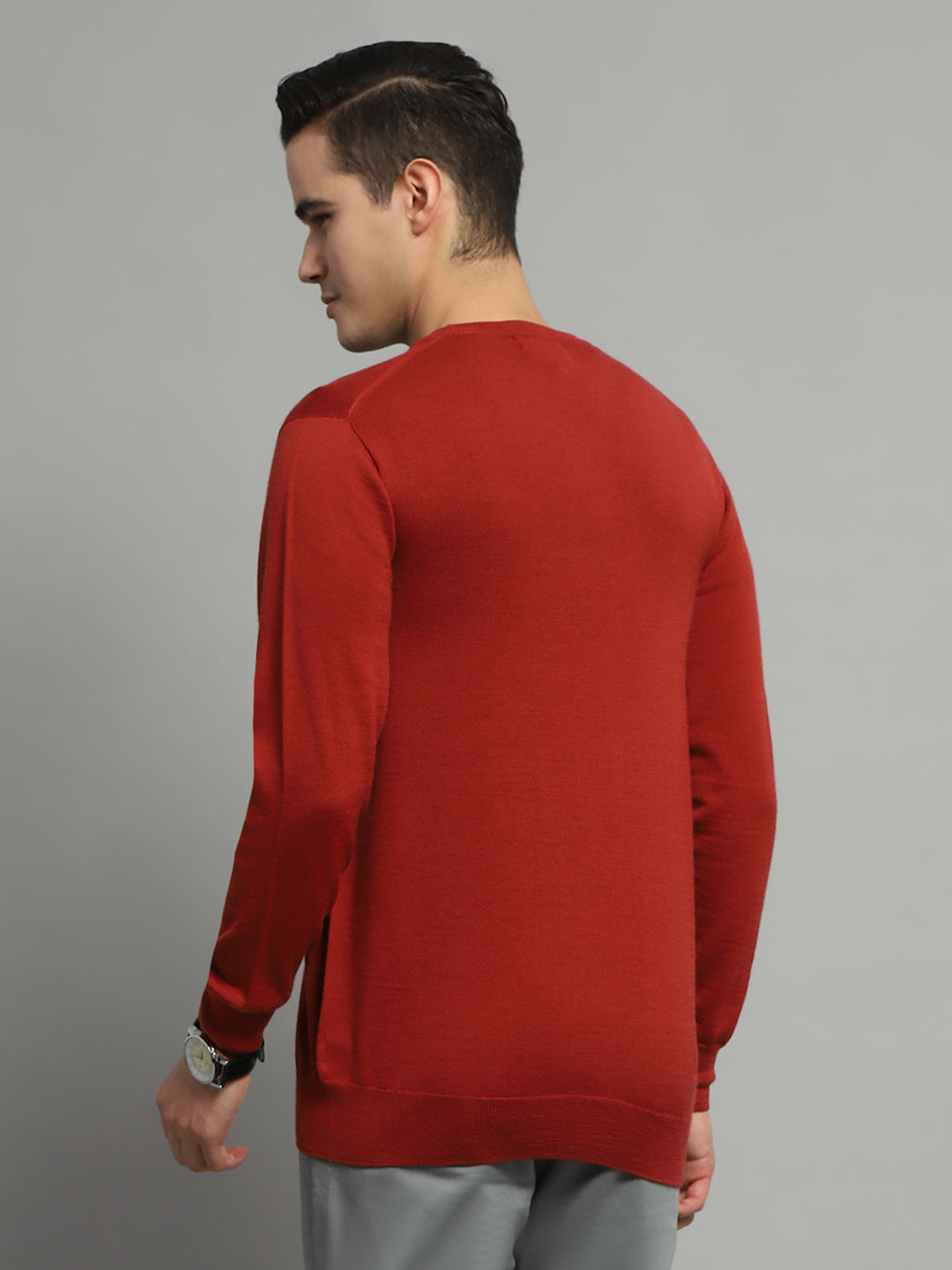 Men Rust Solid V Neck Full Sleeve Pullover