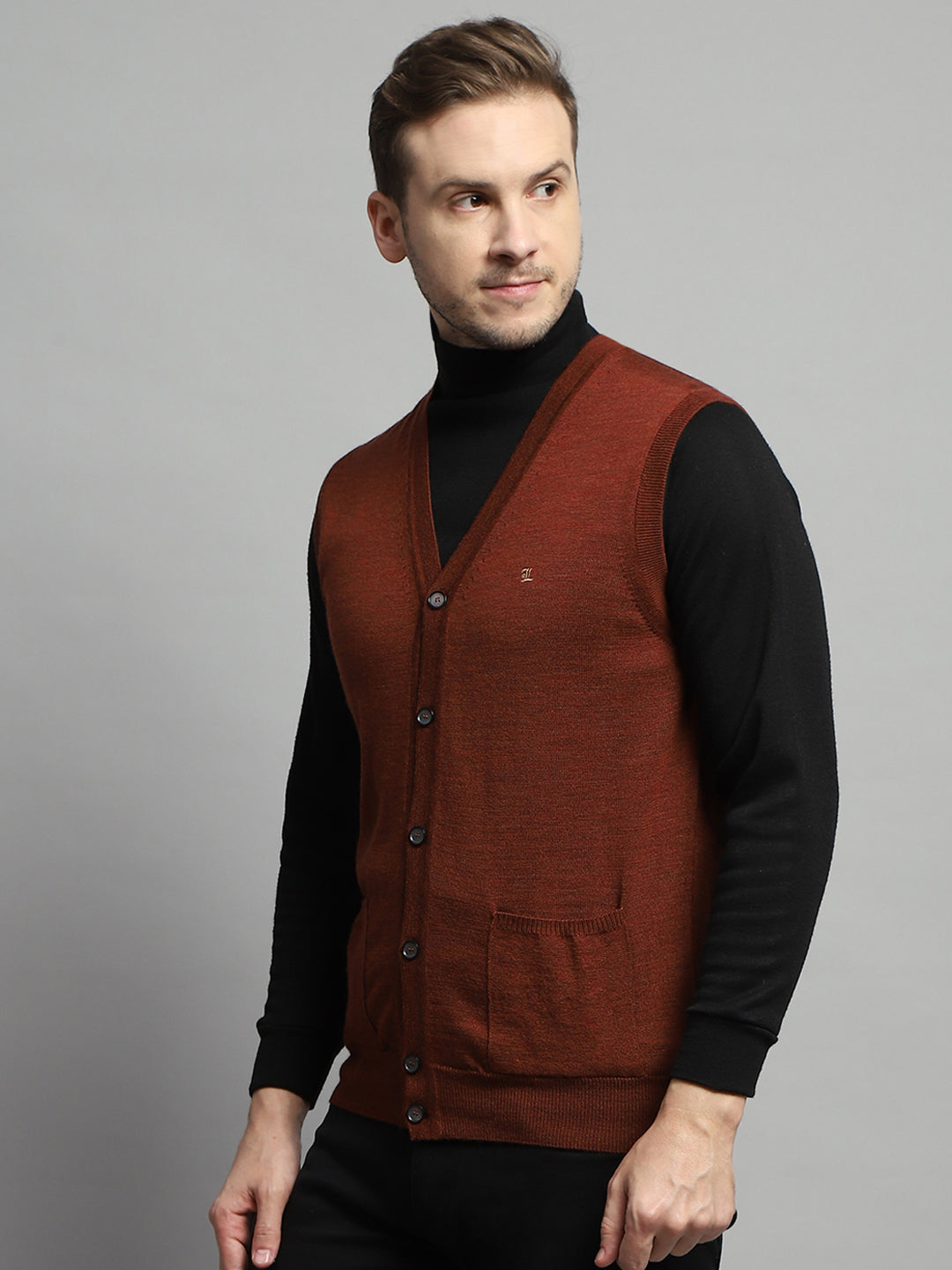 Men Rust Solid V Neck Sleeveless Cardigan