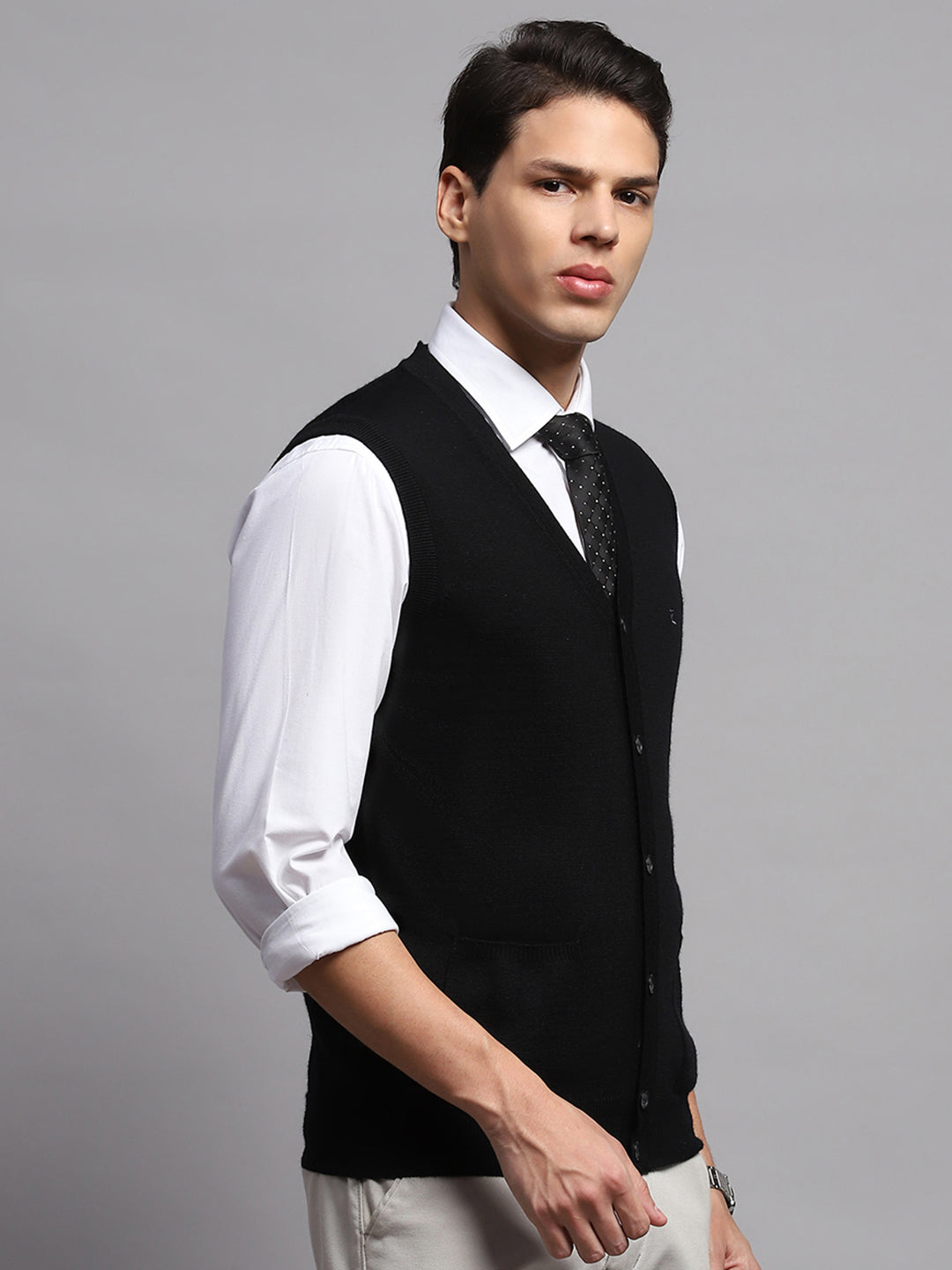 Men Black Solid V Neck Sleeveless Cardigan