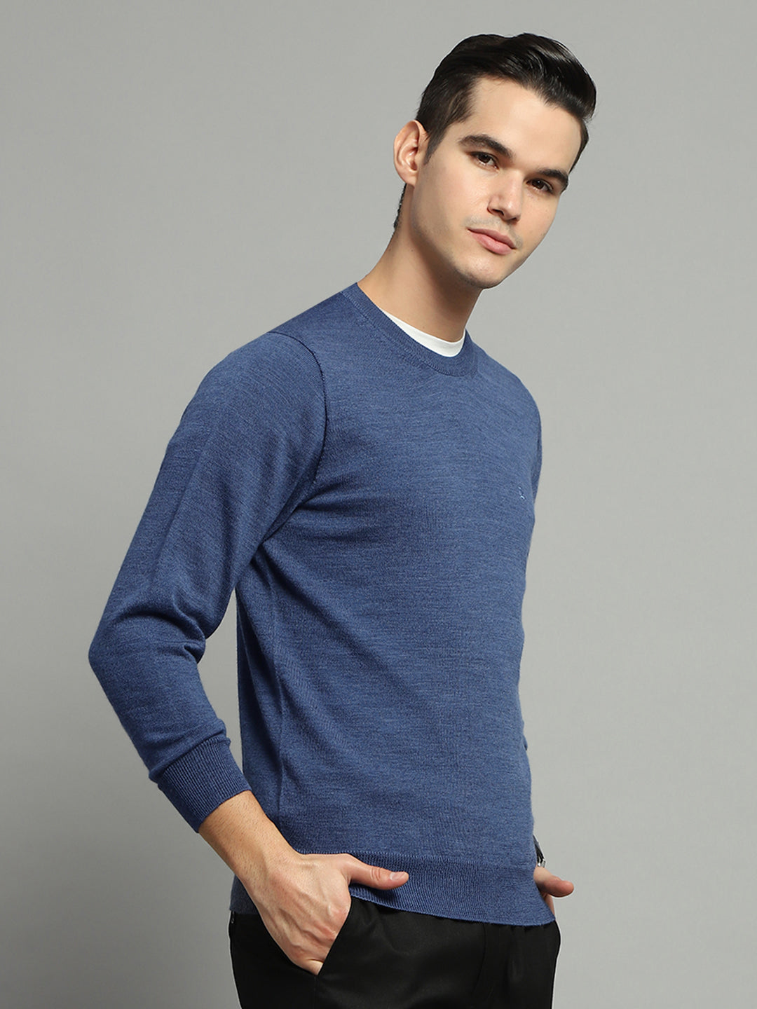 Men Blue Solid Round Neck Full Sleeve Pullover