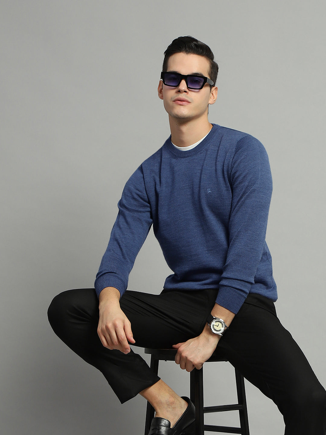 Men Blue Solid Round Neck Full Sleeve Pullover