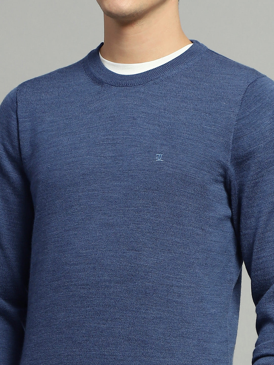 Men Blue Solid Round Neck Full Sleeve Pullover