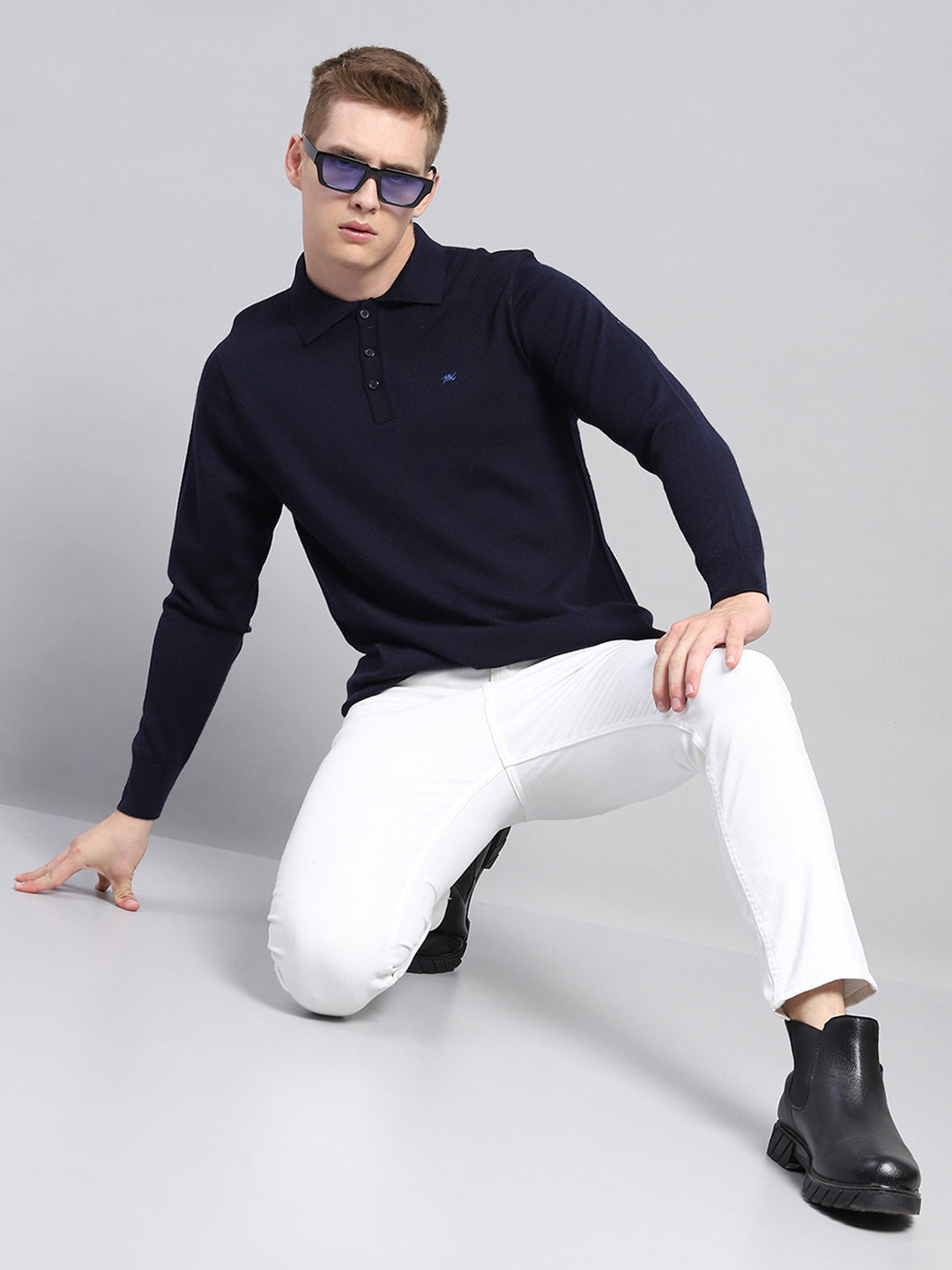 Men Navy Blue Solid Collar Full Sleeve Winter T-Shirt