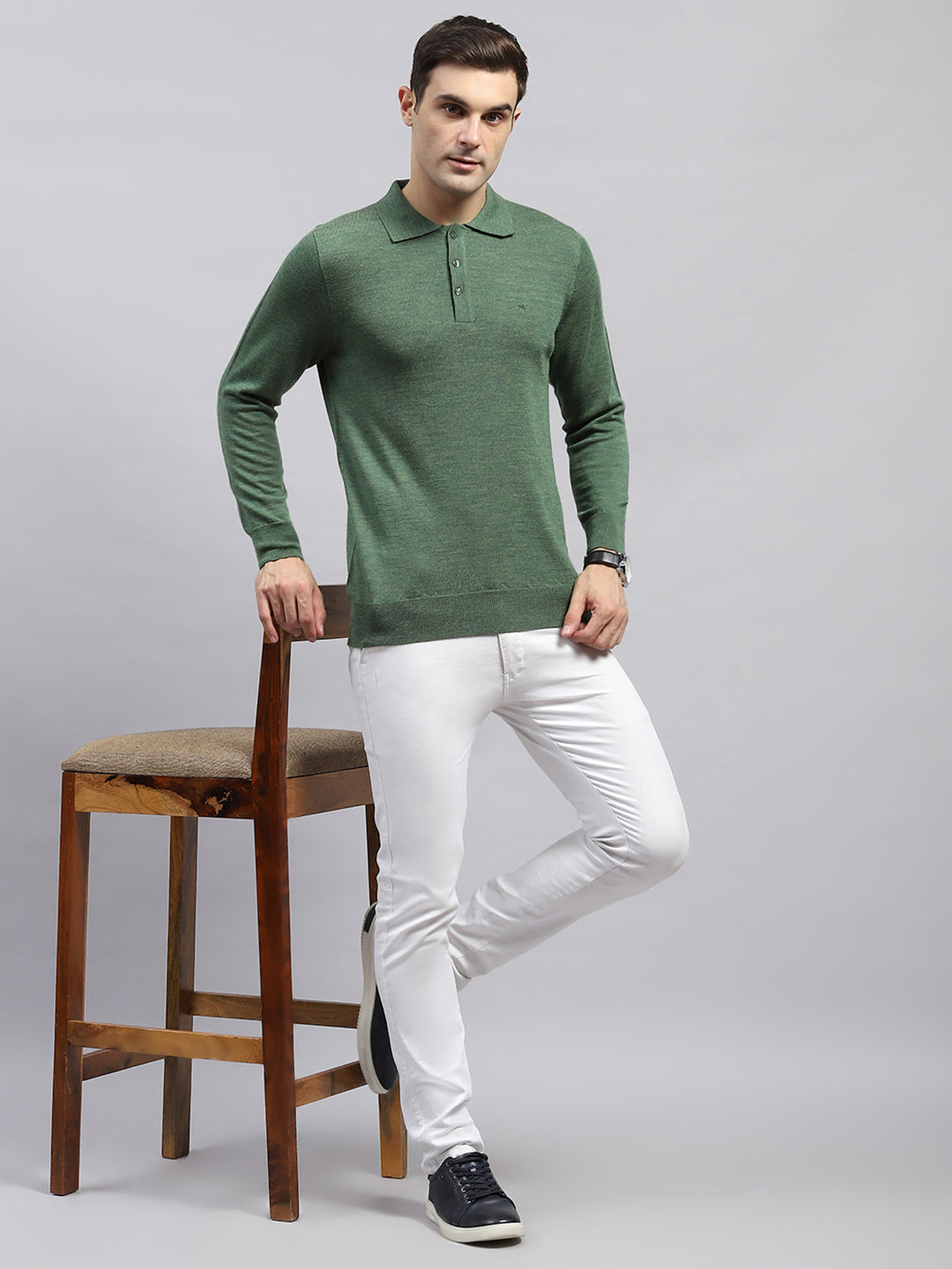 Men Green Solid Collar Full Sleeve Winter T-Shirt