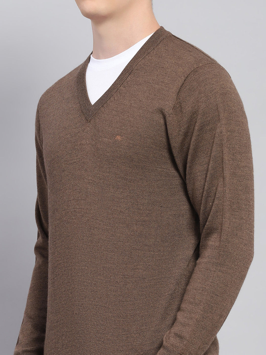 Men Brown Solid V Neck Full Sleeve Pullover