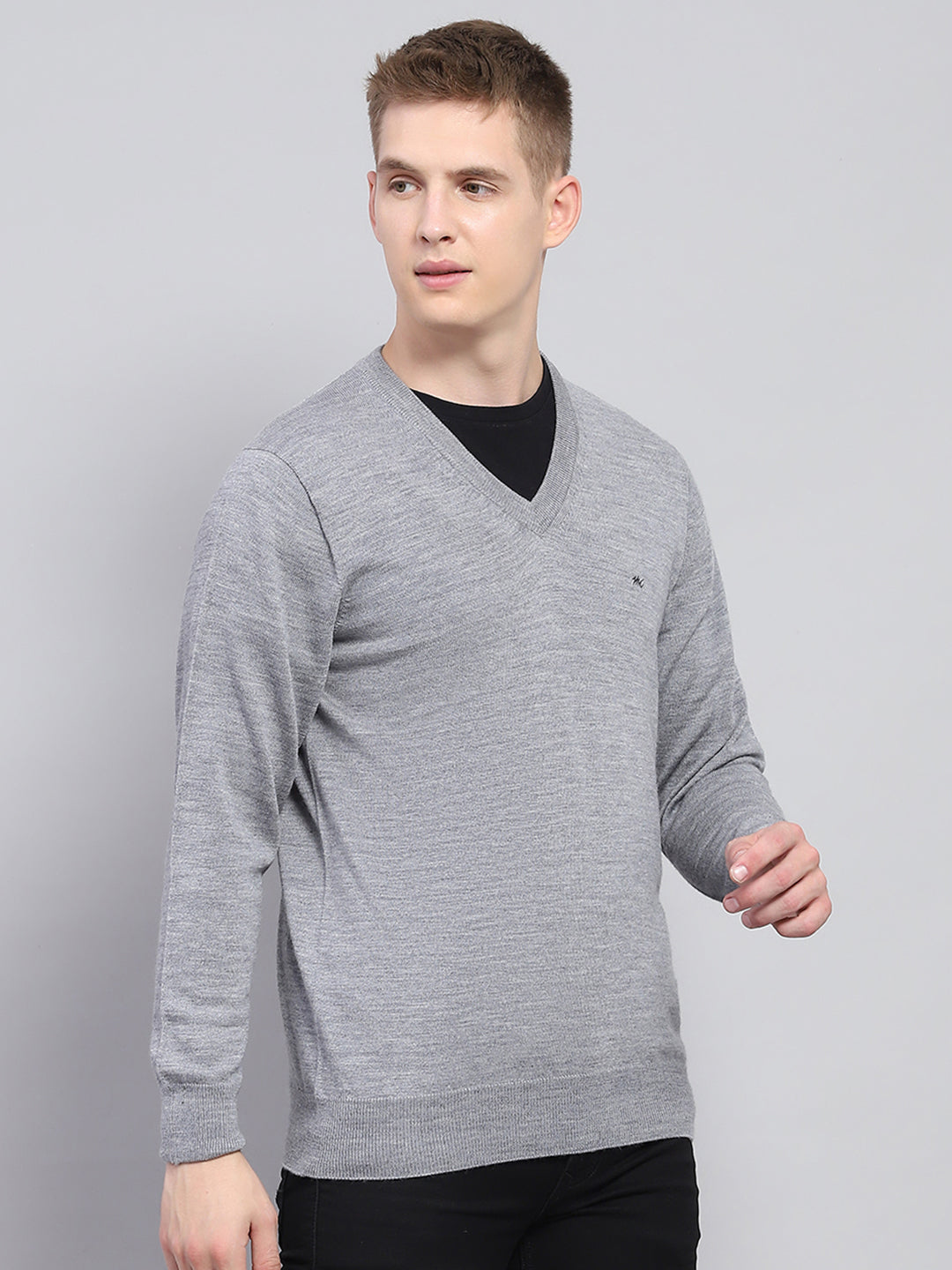 Men Grey Solid V Neck Full Sleeve Pullover