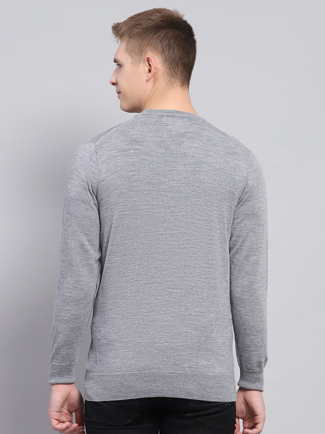 Men Grey Solid V Neck Full Sleeve Pullover