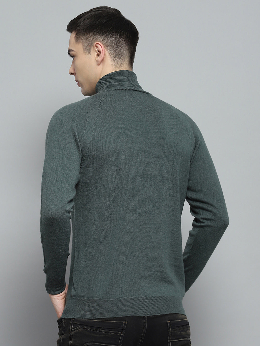 Men Olive Solid High Neck Full Sleeve Pullover