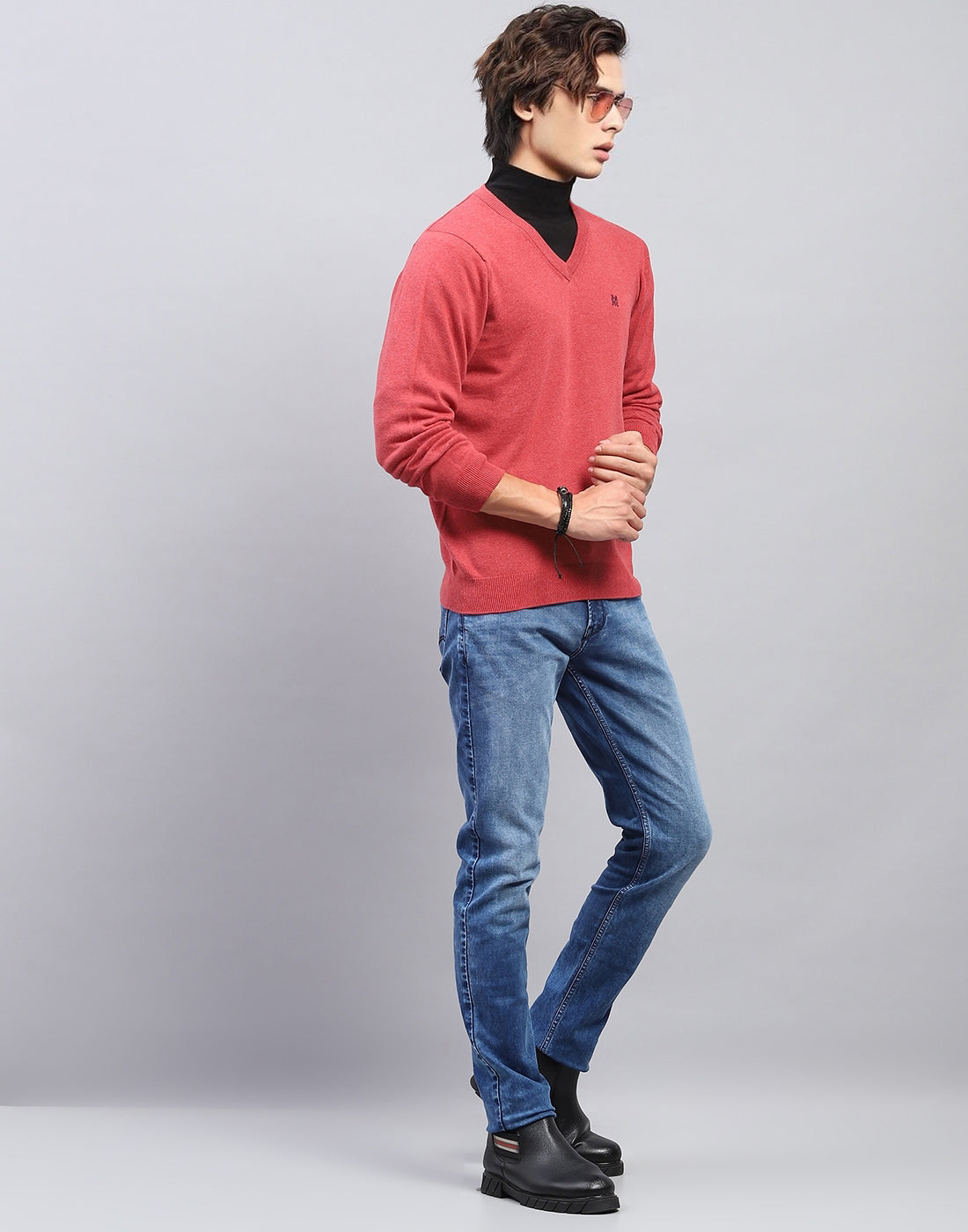 Men Pink Solid V Neck Full Sleeve Pullover