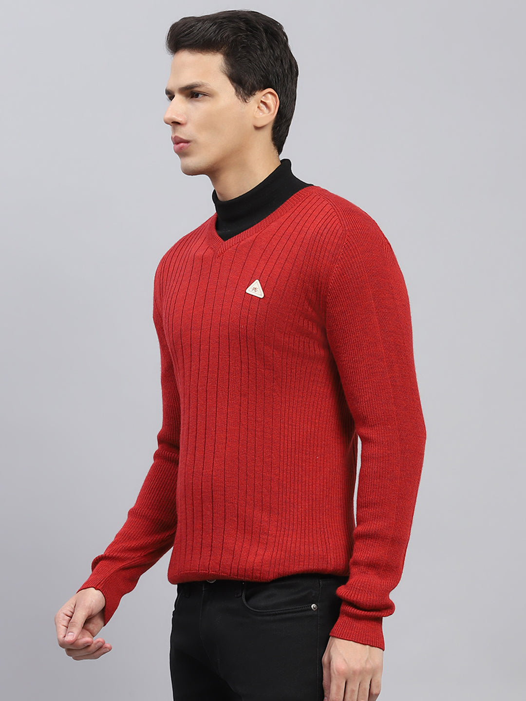 Men Maroon Solid V Neck Full Sleeve Pullover