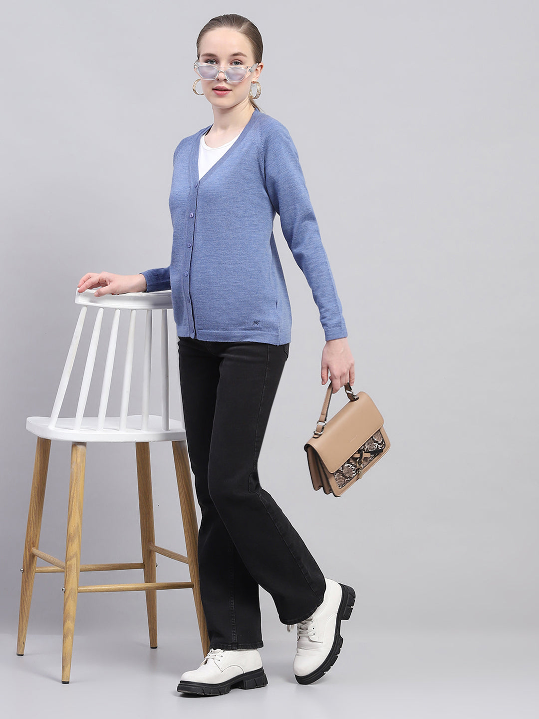 Women Blue Solid V Neck Full Sleeve Cardigan