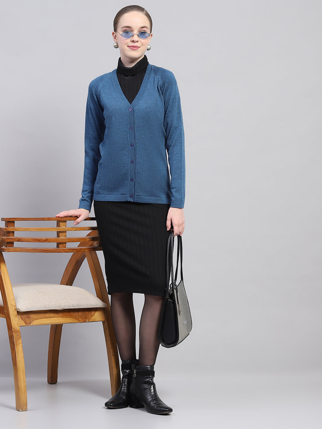 Women Blue Solid V Neck Full Sleeve Cardigan