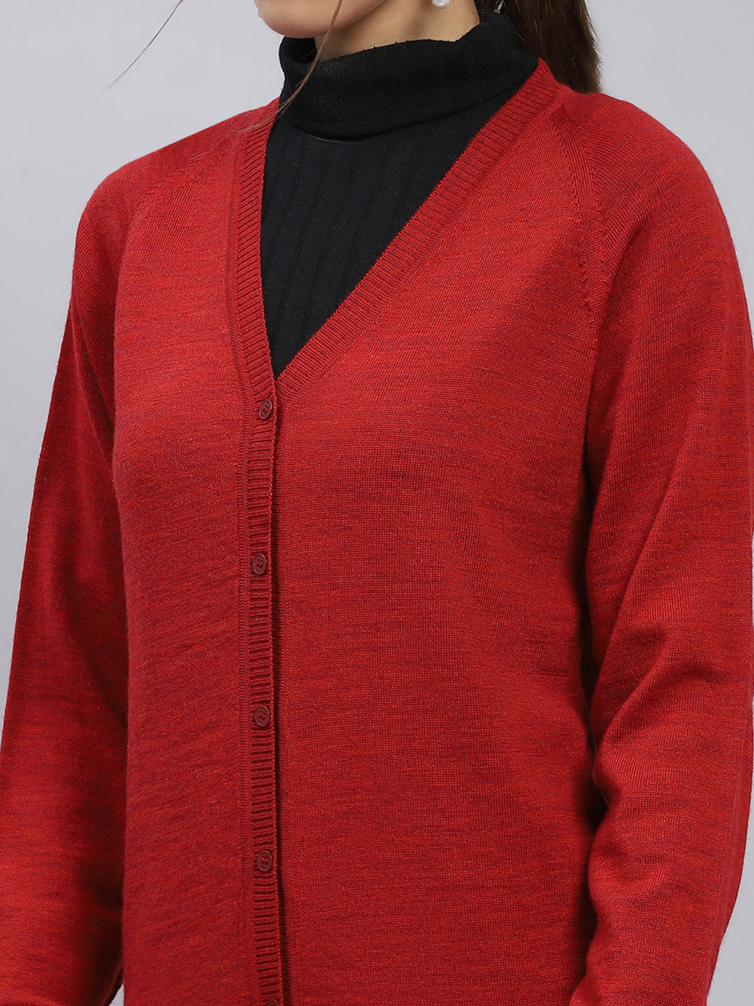 Women Maroon Solid V Neck Full Sleeve Cardigan