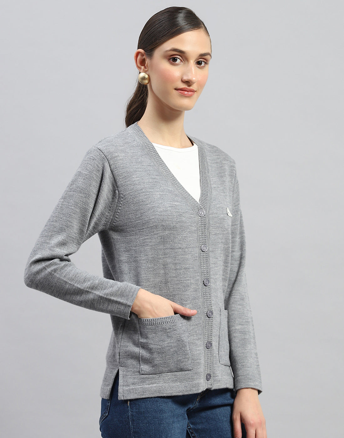 Women Grey Solid V Neck Full Sleeve Cardigan