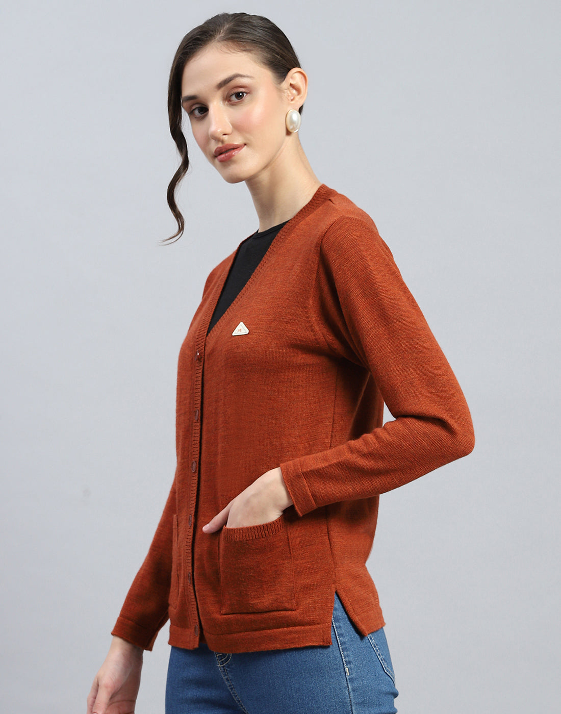 Women Brown Solid V Neck Full Sleeve Cardigan