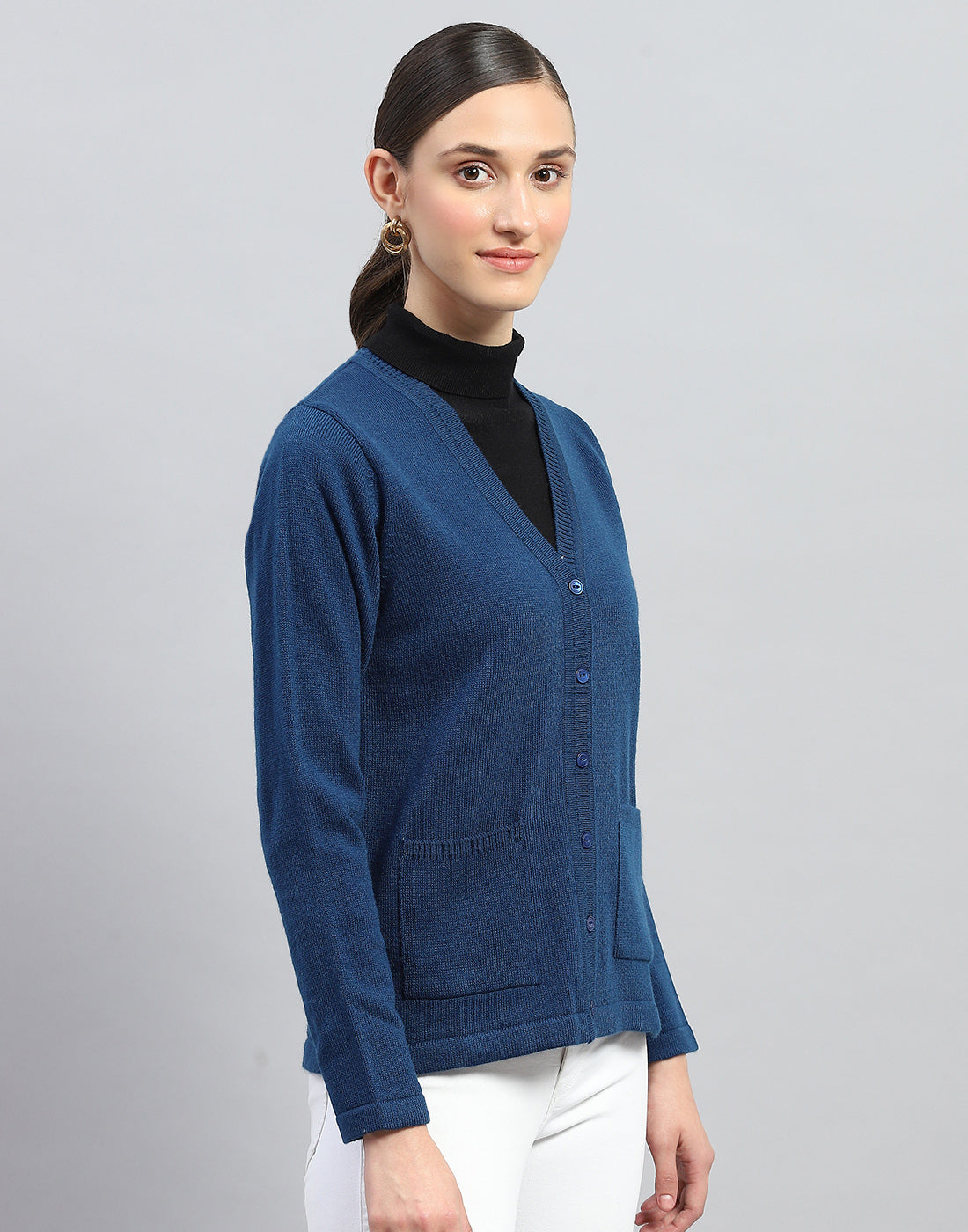 Women Blue Solid V Neck Full Sleeve Cardigan