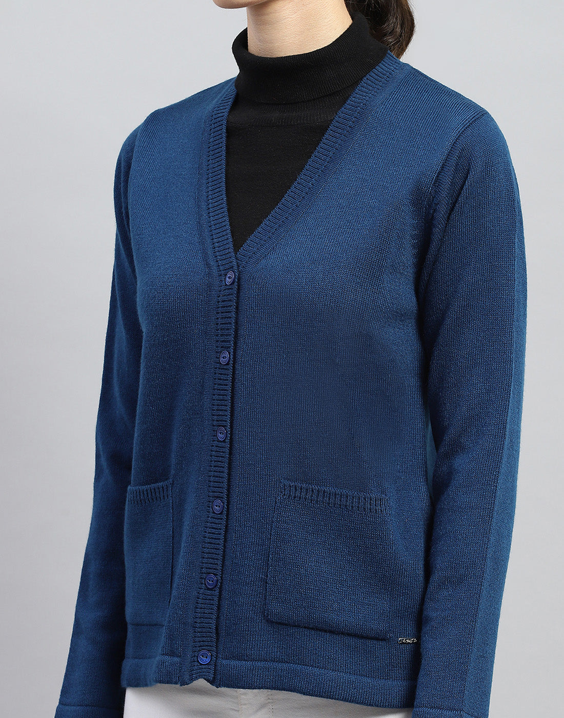 Women Blue Solid V Neck Full Sleeve Cardigan