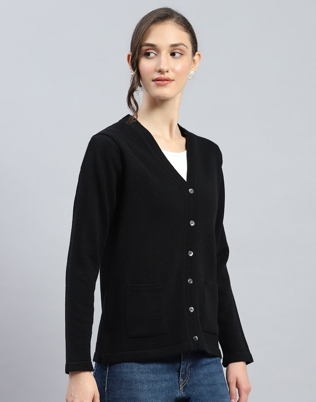 Women Black Solid V Neck Full Sleeve Cardigan