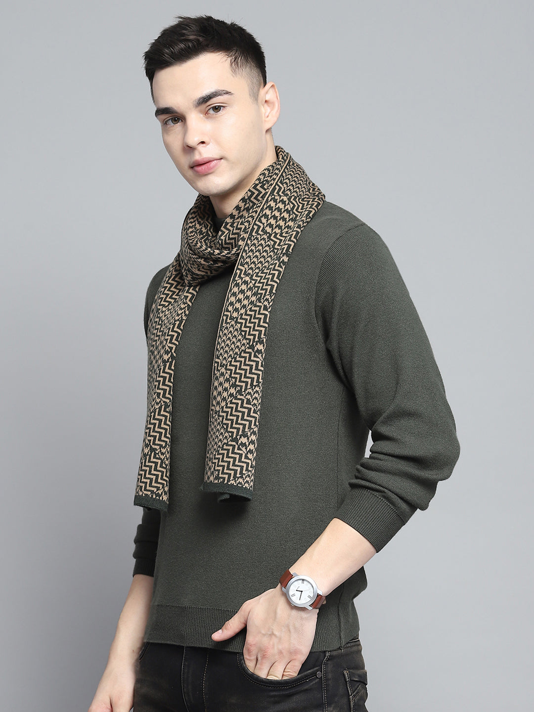 Men Green Self Design Muffler