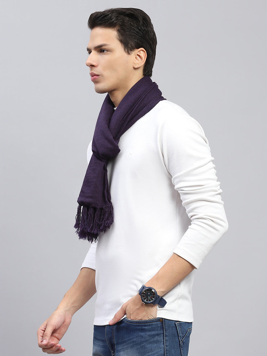 Men Navy Blue Solid Muffler