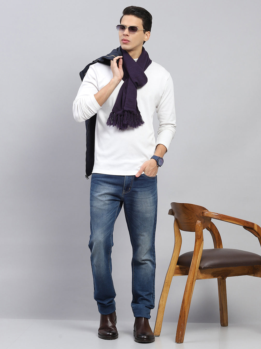 Men Navy Blue Solid Muffler